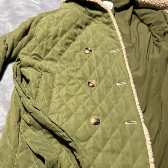 Heartloom coat, XS Olive and cream. - Picture 9 of 13